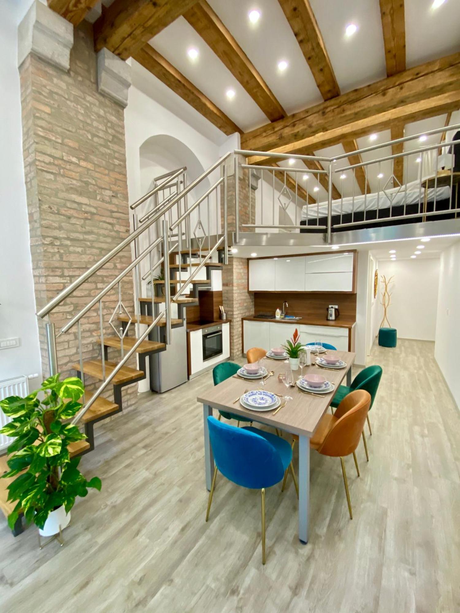 Jungle Loft - Central/Free Parking Ljubljana Buitenkant foto